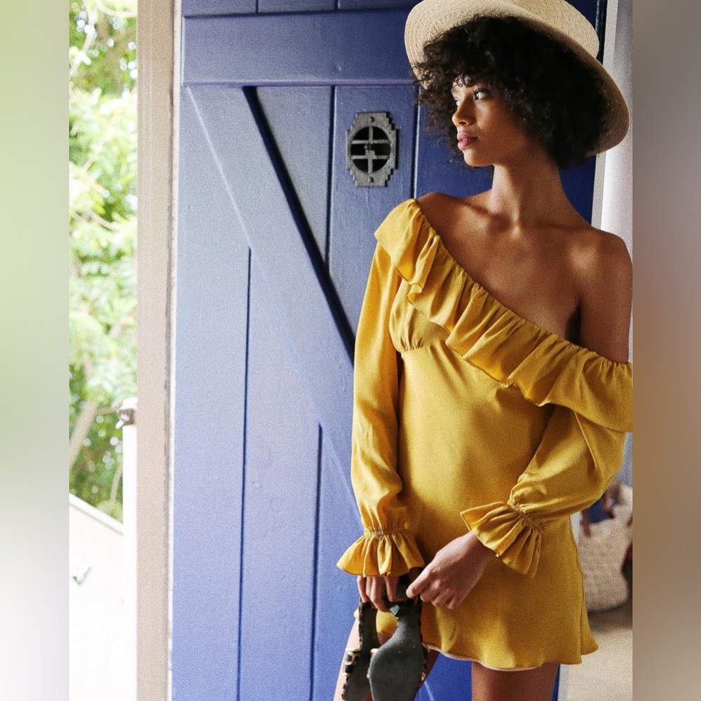 Stone Cold Fox Silk One-Shoulder Ruffle Dress in Mustard XS / 0
